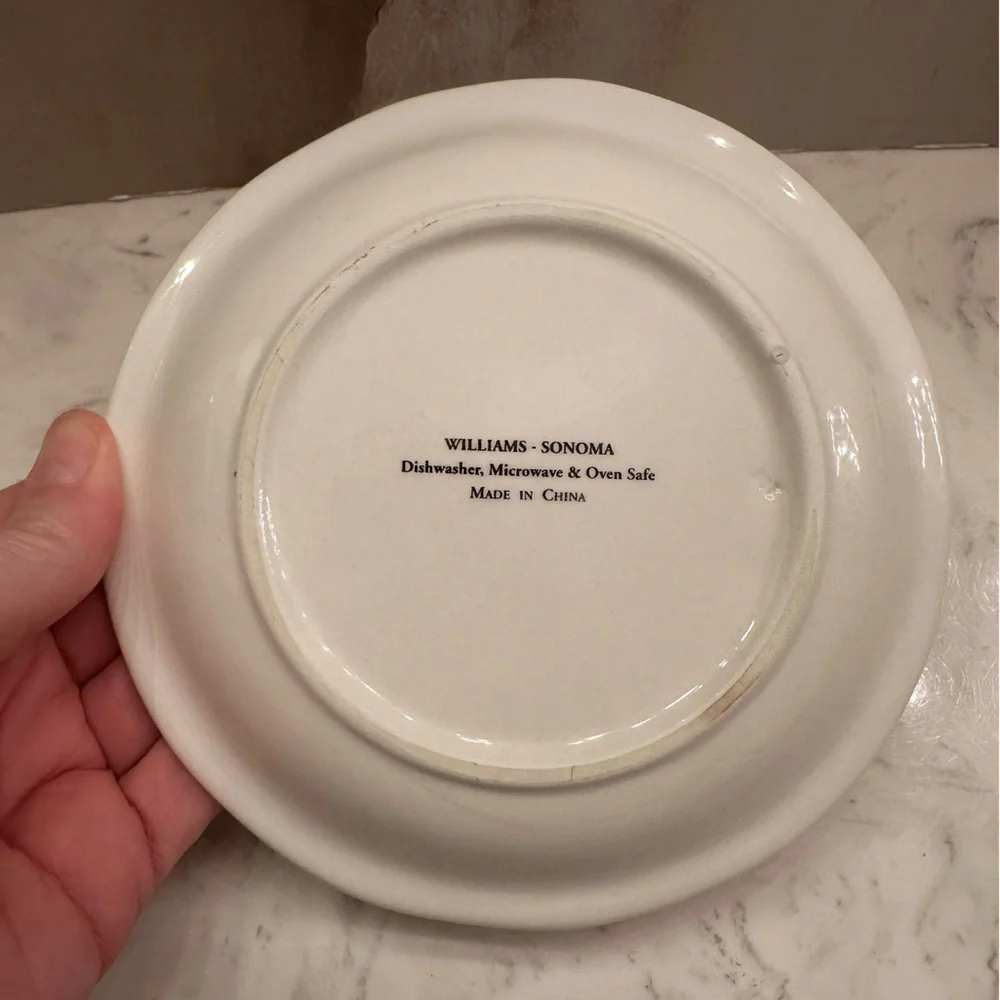 Williams Sonoma Wine Series Burgundy Canapé/Appetizer Replacement Plate‎ 6 1/4”